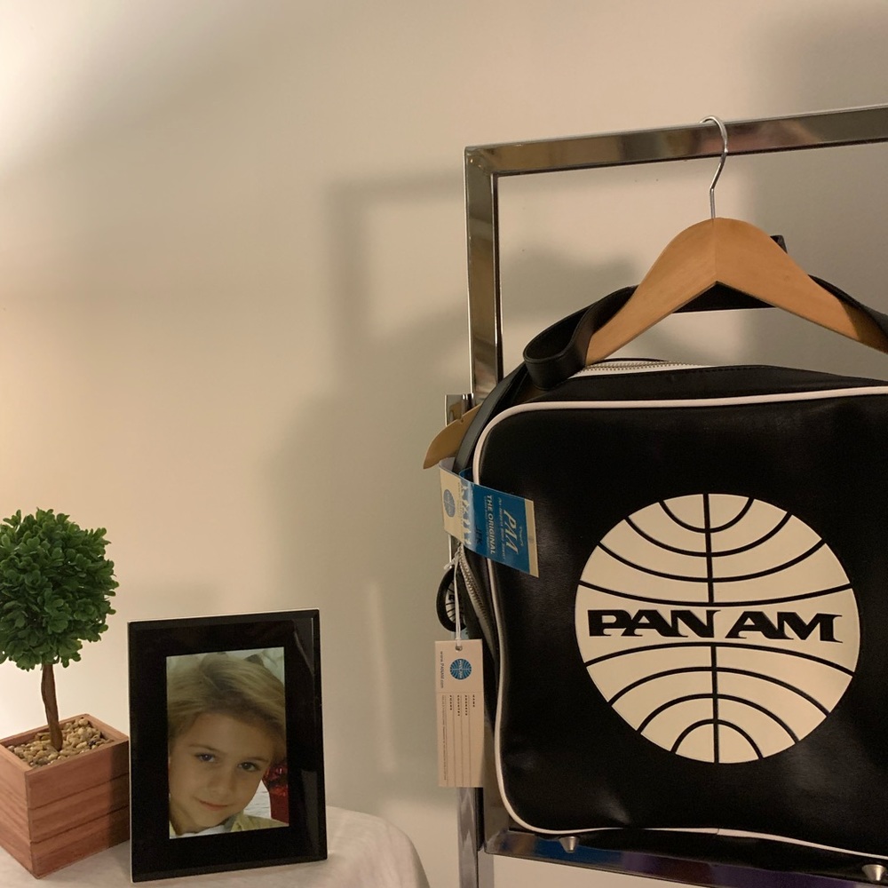 COME FLY WITH ME!  Brand new PAN AM Travel tote